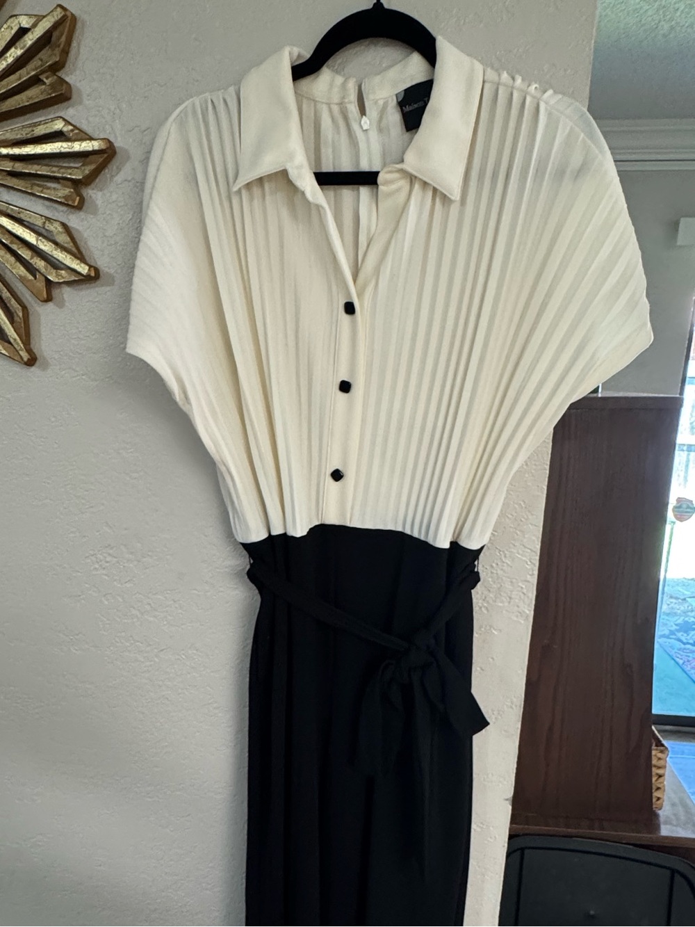 Maison Tara Two-Tone Pleated Collar Jumpsuit- Cream & Black
